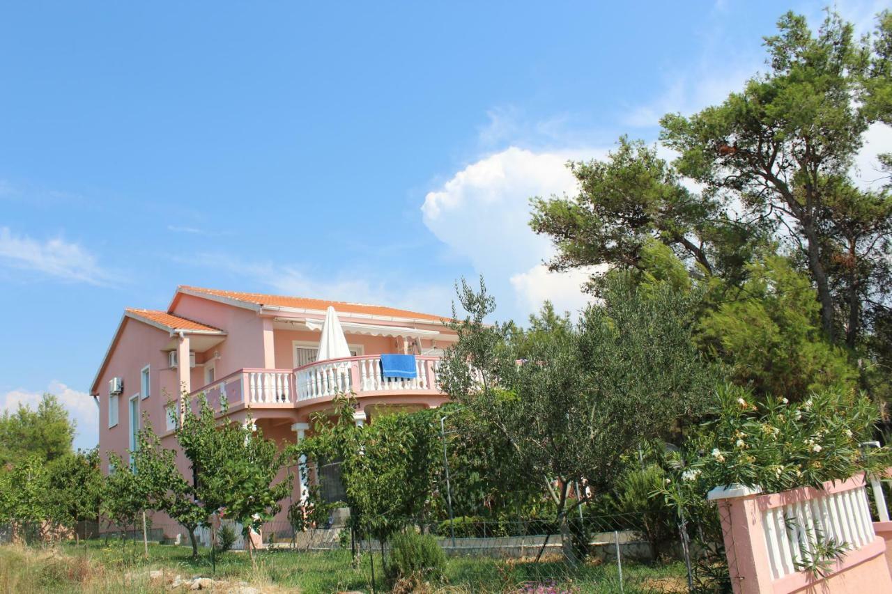 Apartmani Misak Vrsi Exterior photo